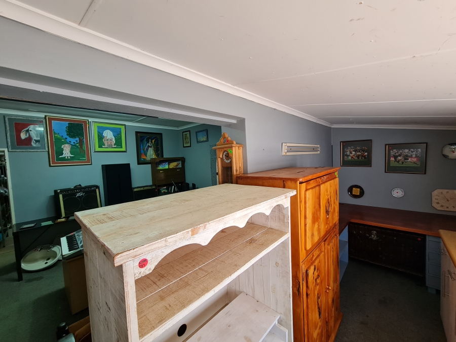 Commercial Property for Sale in Jeffreys Bay Central Eastern Cape